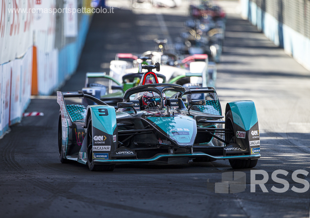 Evans vince gara 5 formula 5