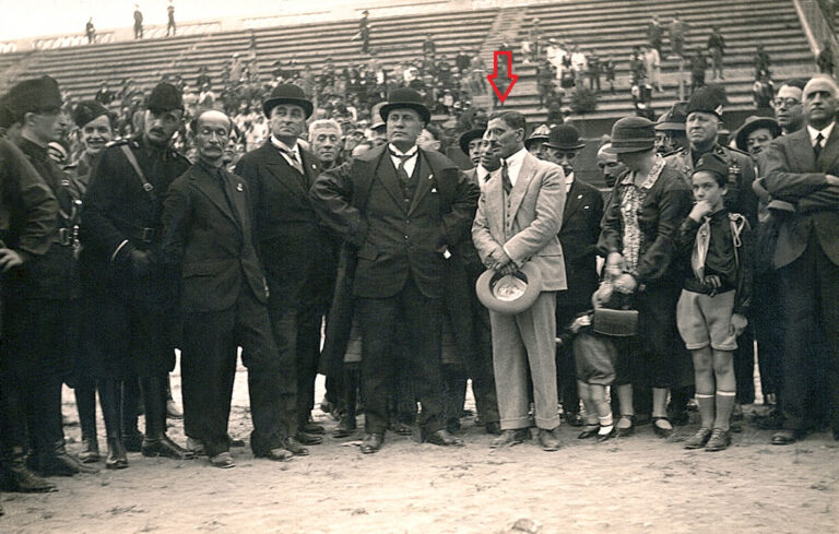 Italo Foschi, il fondatore della AS Roma, con Benito Mussolini allo Stadio