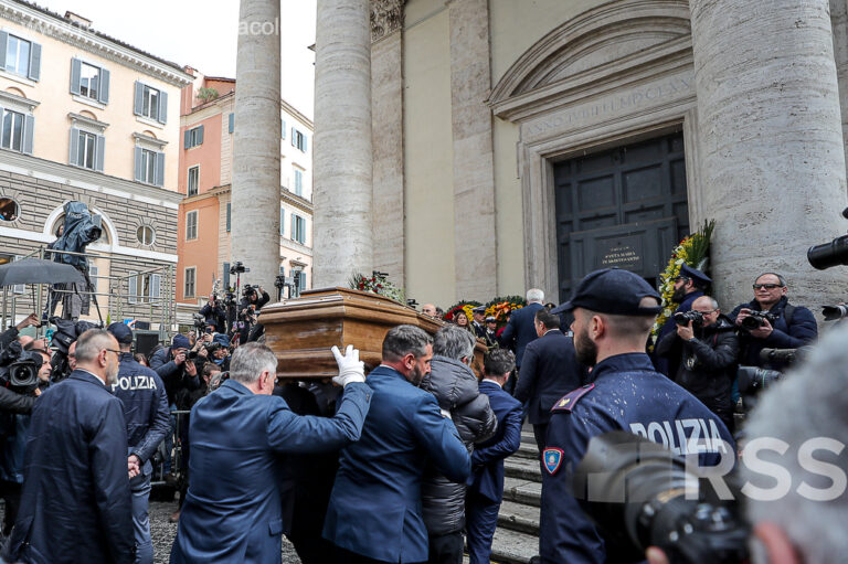 Funerali Maurizio Costanzo