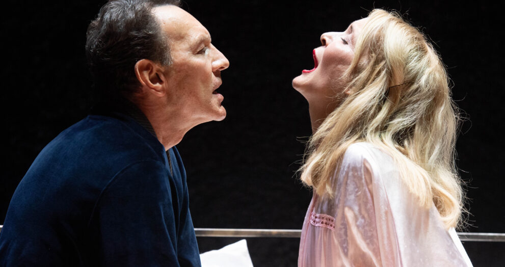 Al Teatro Golden arriva "UN LETTO PER DUE" con Riccardo Polizzy Carbonelli e Marina Lorenzi.